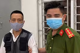 Tuần tra phòng chống dịch Covid-19, phát hiện, bắt giữ đối tượng truy nã 