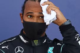 Nhận án phạt, Hamilton lỡ dịp cân bằng kỷ lục của huyền thoại Schumacher