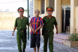 Chú rể- cháu họ hỗn chiến, người vong mạng kẻ vào tù