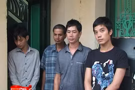 CAQ Hai Bà Trưng tạm giữ 11 tổ chức đánh bạc