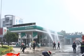 Diễn tập phương án PCCC tại các cây xăng
