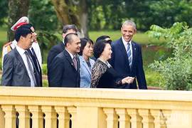 Nụ cười ấn tượng của Tổng thống Mỹ Obama tại Hà Nội