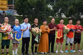 Giao lưu bóng đá tại Học viện Phật giáo Việt Nam