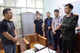 Triệt phá nhóm 13 đối tượng cắt ghép hình ảnh nhạy cảm, gọi điện đe dọa nạn nhân để đòi nợ 