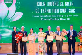 Trang trọng, tự hào lễ kỷ niệm 30 năm thành lập Trường Đại học Đông Đô