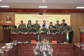 Phong trào thi đua phải phục vụ các nhiệm vụ chính trị của Công an thành phố