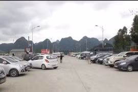 Chấn chỉnh các điểm trông giữ xe ở chùa Hương