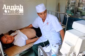Chân dung những người lính khoác áo blouse trắng ở Trường Sa