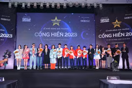 Giải âm nhạc "Cống hiến" bất ngờ trao cho cả lĩnh vực thể thao