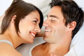Nam giới cũng thích được âu yếm