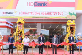 Ngược lên vùng cao, HDBank đẩy mạnh nâng cấp hạ tầng tài chính Đắk Nông
