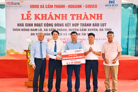 “Tết ấm tình thương” với đồng bào vùng cao
