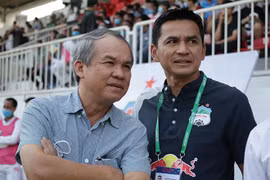 Bị VPF "tuýt còi" về nhà tài trợ, bầu Đức doạ bỏ V-League
