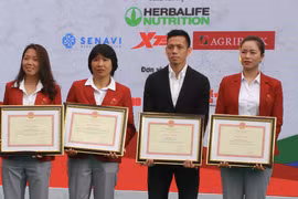 Trao thưởng HLV, VĐV tiêu biểu toàn quốc 2020