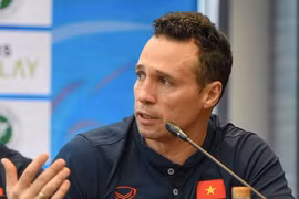 Nhà vô địch World Cup muốn đưa Việt Nam vào bán kết giải Thái Lan