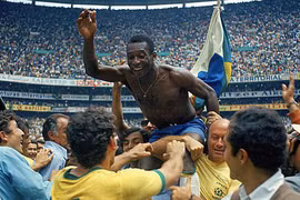 "Vĩ đại nhất mọi thời đại" - Pele trong mắt những người nổi tiếng