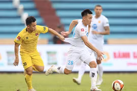 Đua vô địch V-League khó đoán vì ứng viên... cùng hụt hơi