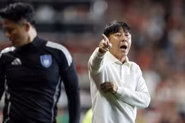 Lý do HLV Shin Tae-yong bị sa thải chóng vánh tại Hàn Quốc