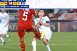 Video đội trưởng U23 Indonesia đạp thẳng "vùng kín" đối phương