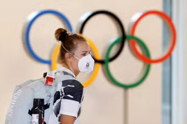'Hàng rào Covid-19' dày đặc tại Olympic Tokyo