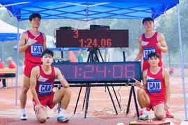 4 chàng trai Công an nhân dân phá kỷ lục điền kinh quốc gia