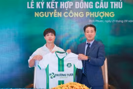 Công Phượng chính thức tái xuất làng bóng đá Việt