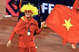 AFF ngợi ca và kỳ vọng Quang Hải toả sáng