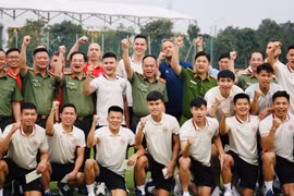 Giám đốc CATP Hà Nội biểu dương, giao nhiệm vụ cho CLB Công an Hà Nội