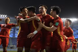 Bóng đá Đông Nam Á trông cả vào ĐT Việt Nam