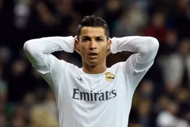 Ronaldo chỉ có 4 người bạn tại Real Madrid