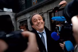FIFA bật đèn xanh để huyền thoại Platini góp mặt tại EURO 2016