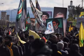 Hàng chục nghìn người dự lễ tang cựu thủ lĩnh Hezbollah ở Beirut