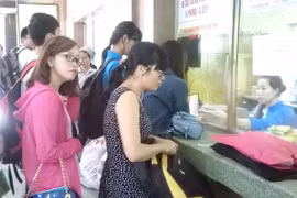 Từ hôm nay, hành khách được tự in vé tàu