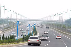 Giao thông Hà Nội: Những bước tiến đột phá