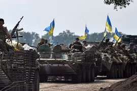 Ukraine: Cảnh sát nổ súng tự do, quân đội bắt người không lệnh