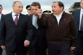 Ông Putin “phá vòng vây” Mỹ ngay tại “sân nhà” của Washington