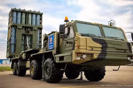 S-350E theo dõi đồng loạt 100 mục tiêu, tấn công 16 mục tiêu trong vòng 400km