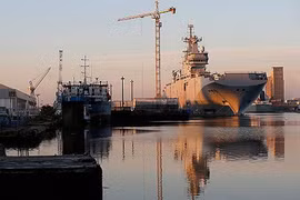 Pháp không giao, Nga có thể tự chế tạo tàu sân bay trực thăng Mistral