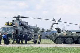 Ukraine báo động quân đội sẵn sàng chiến đấu toàn diện