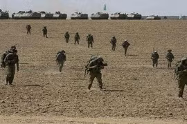 Đặc nhiệm hải quân Israel tấn công trận địa rocket Hamas ở dải Gaza