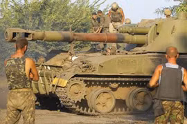 Thượng tướng Ukraine: Không hề có quân đội Nga ở đông Ukraine