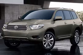 Toyota triệu hồi hàng loạt các xe Sienna, Lexus GS 350 và Highlander 