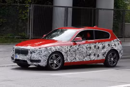 BMW 1 Series LCI được tân trang đáng kể về thiết kế