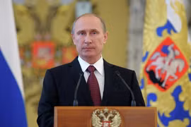 Tổng thống Putin: Nga sẽ tiếp tục tập trung vào quân sự