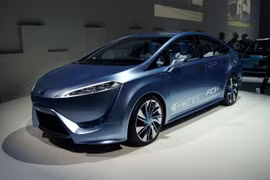 Toyota sắp ra mắt chiếc xe chạy bằng năng lượng hóa học