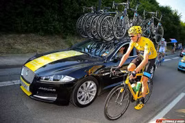 Nhà vô địch Tour de France 2013 được tặng siêu xe