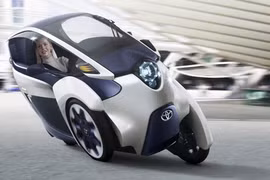 Toyota tung video quảng cáo mẫu xe độc 3 bánh