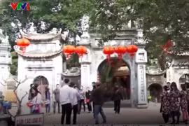 Bảo hiểm xã hội Hà Nội hạ thi đua 5 cán bộ đi lễ trong giờ hành chính