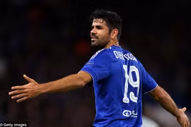 Costa ân hận vì ném áo tập về phía Mourinho