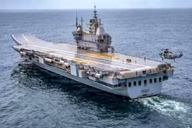 Vì sao tàu sân bay INS Vikramaditya Ấn Độ nhiều khả năng trở thành ‘trung tâm huấn luyện’?